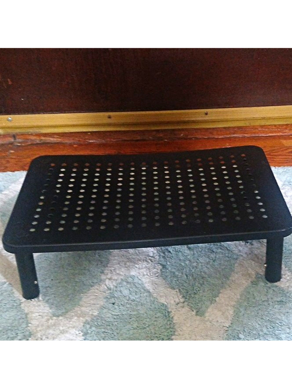 Black Metal Ventilated Laptop Stand/Riser Platform, Anti-Slip, Universal